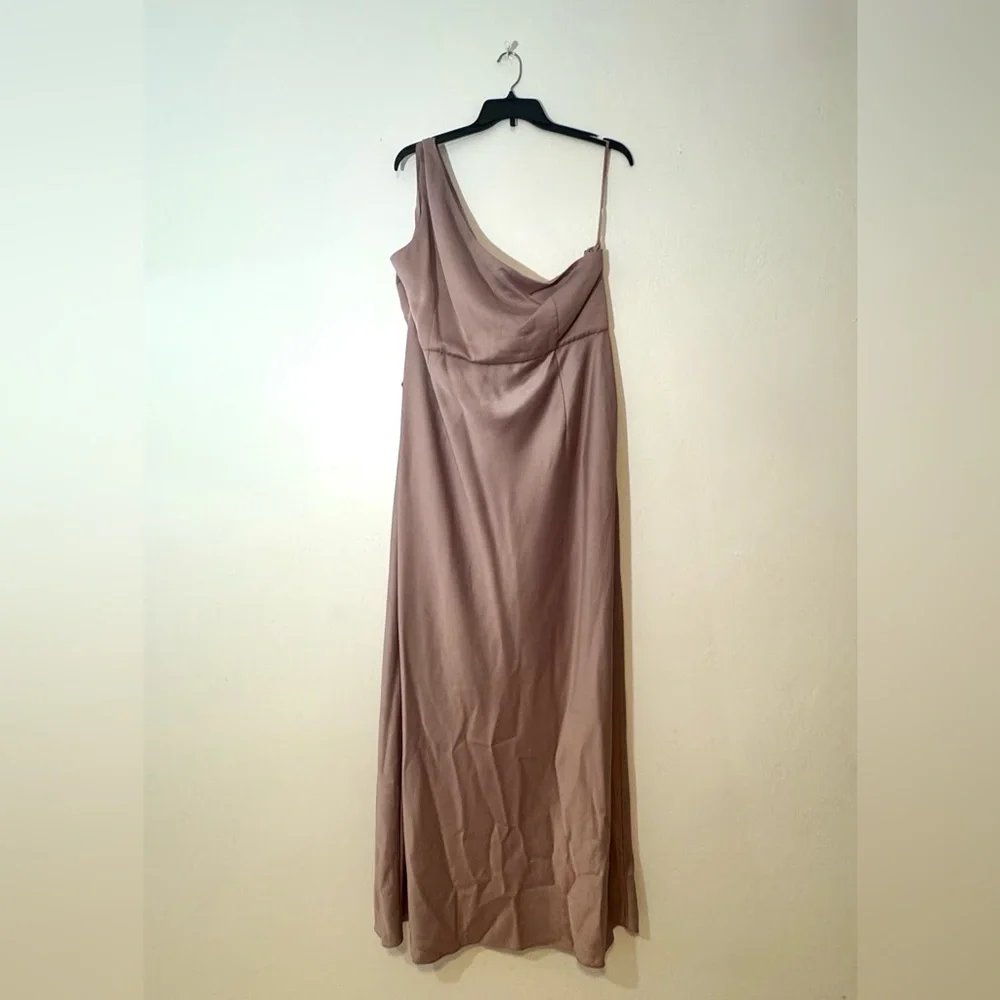 BHLDN | 26W | Dylan One-Shoulder Satin Side Slit Dress - Picture 4 of 9